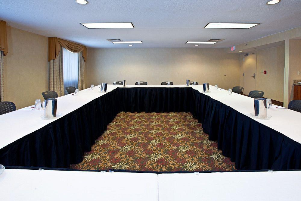 Quality Hotel Conference Center Cincinnati Blue Ash Faciliteiten foto