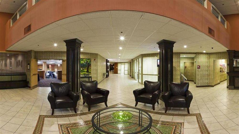 Quality Hotel Conference Center Cincinnati Blue Ash Buitenkant foto