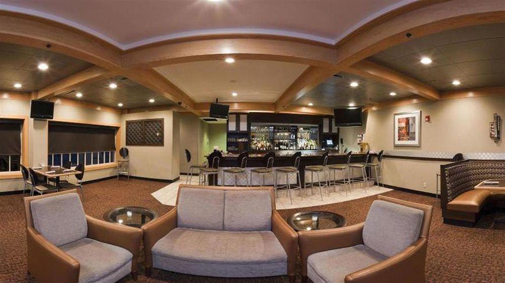 Quality Hotel Conference Center Cincinnati Blue Ash Buitenkant foto
