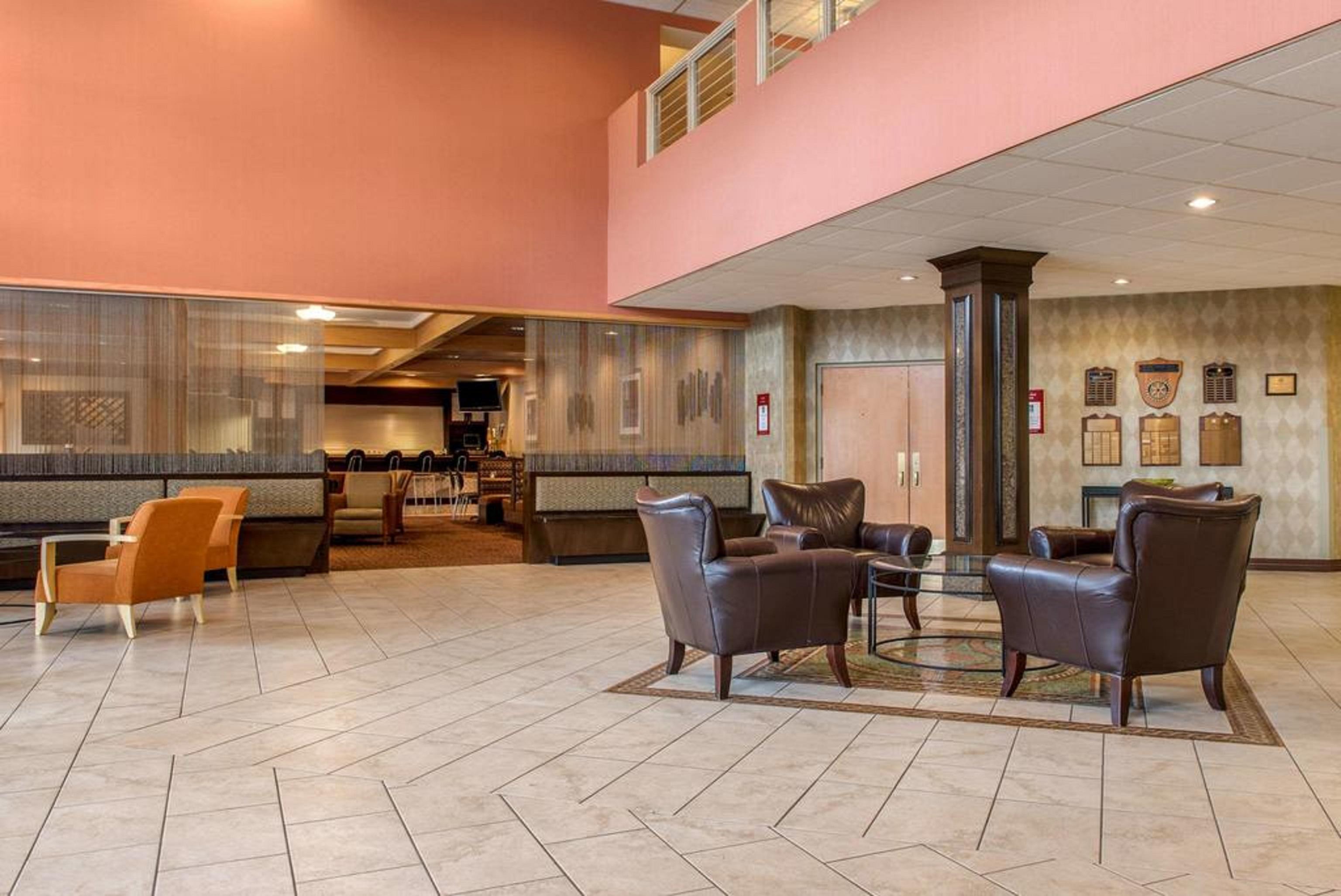 Quality Hotel Conference Center Cincinnati Blue Ash Buitenkant foto