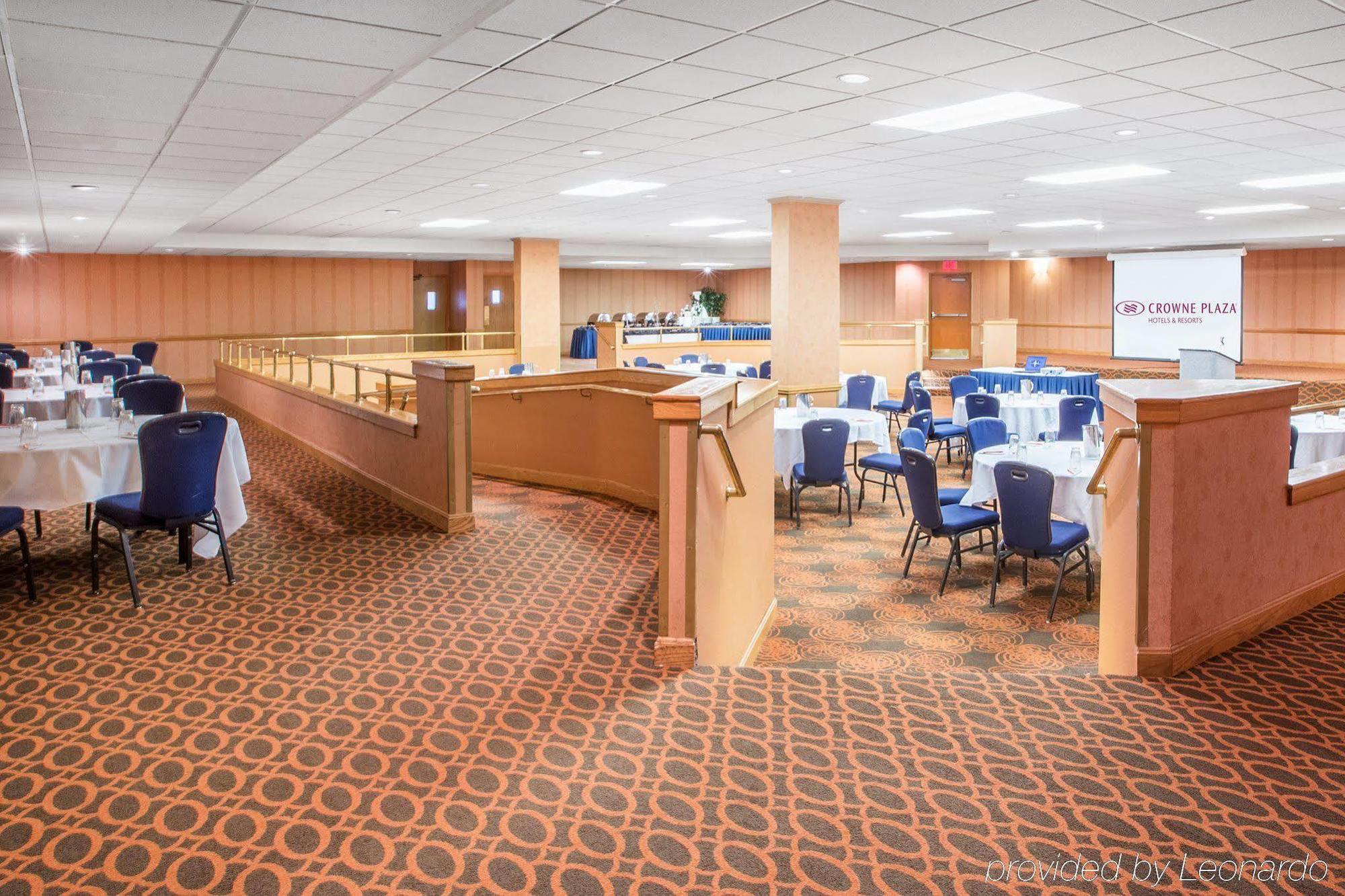 Quality Hotel Conference Center Cincinnati Blue Ash Buitenkant foto