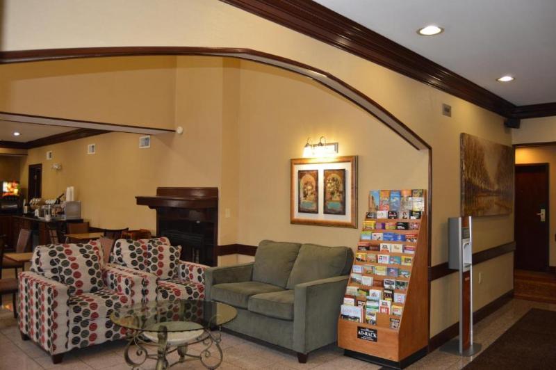 Quality Hotel Conference Center Cincinnati Blue Ash Buitenkant foto